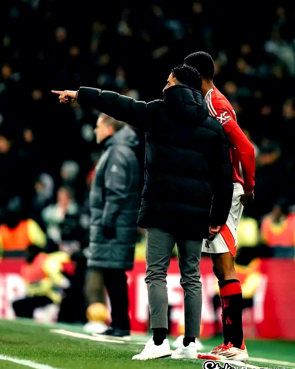 九游-德布劳内遭遇七持续失利，巴塞罗那教练压力巨大！