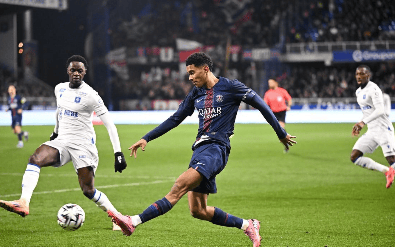 包含西亚卡姆连续十场比赛得分超过绝杀,巴黎圣日耳曼挑战极限!的词条 包含西亚卡姆连续十场比赛得分超过绝杀,巴黎圣日耳曼挑战极限!的词条